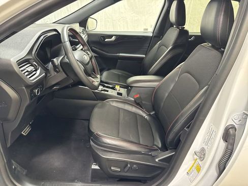 Used 2023 Ford Escape ST-Line w/ Tech Pack #1 image 10