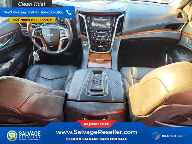 Used 2017 Cadillac Escalade Premium Luxury AWD/4WD image 11