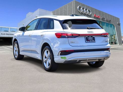 Used 2023 Audi Q4 e-tron Premium w/ Convenience Package AWD/4WD image 2
