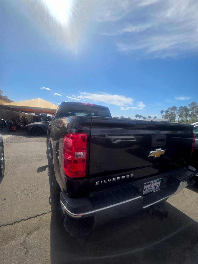 Used 2015 Chevrolet Silverado 2500 LT w/ LT Convenience Package AWD/4WD image 3