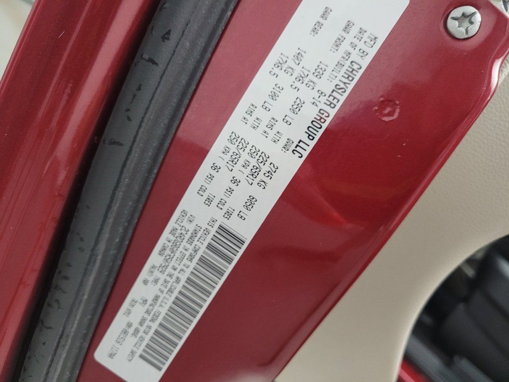 Used 2015 Dodge Grand Caravan American Value Package FWD image 33