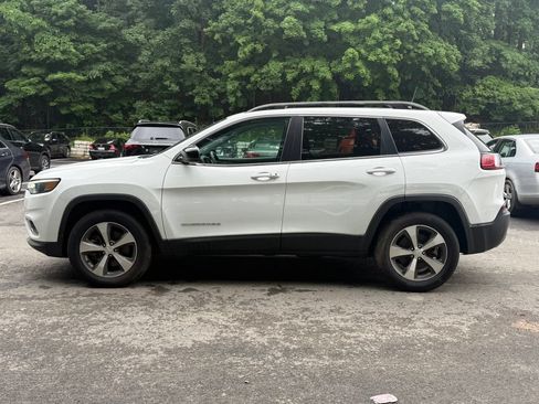 Used 2022 Jeep Cherokee Limited AWD/4WD image 5