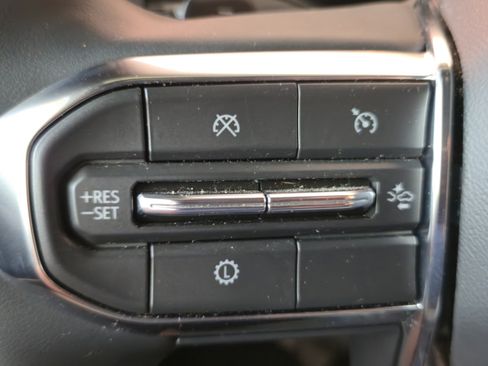 Used 2026 GMC Acadia Elevation w/ Black Edition FWD image 47