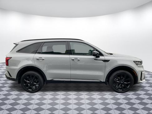 Used 2022 Kia Sorento SX AWD/4WD image 2