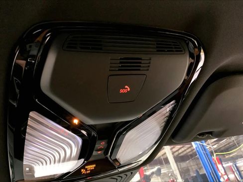 Used 2024 BMW X4 xDrive30i w/ Premium Package image 34