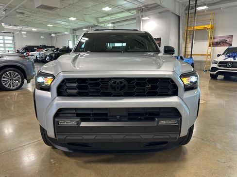 Used 2025 Toyota 4Runner TRD Off-Road Premium w/ Tow Technology Package AWD/4WD image 2