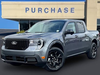 New 2026 Ford Maverick Lariat w/ Black Appearance Package