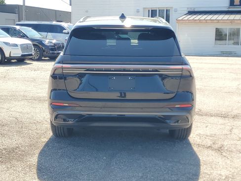 Certified 2024 Lincoln Nautilus Black Label w/ Jet Appearance Package (87T) AWD/4WD image 5