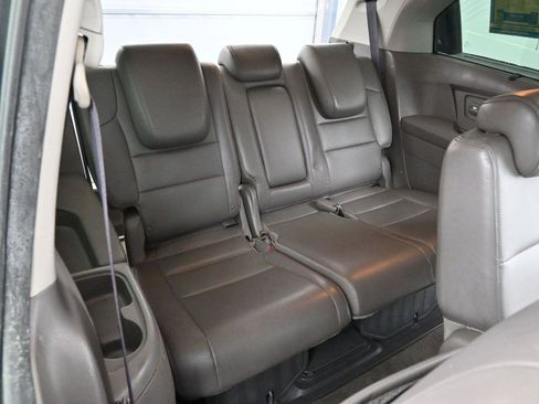 Used 2013 Honda Odyssey Touring image 36