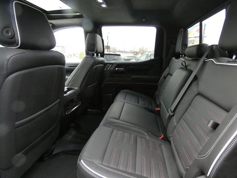 Certified 2023 GMC Sierra 1500 AT4X image 13