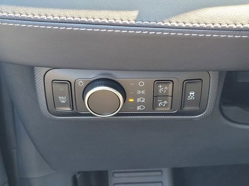 New 2025 Ford Mustang Mach-E Premium image 39