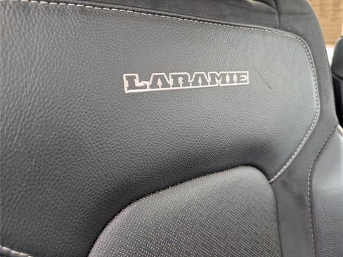Used 2021 RAM 1500 Laramie image 12
