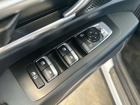 Certified 2024 Kia Telluride S w/ S Sunroof Package AWD/4WD image 17