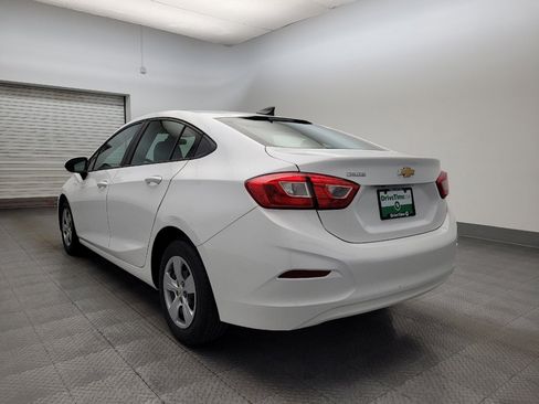Used 2018 Chevrolet Cruze LS image 5