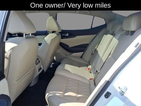 Used 2023 Nissan Maxima Platinum w/ Sport Mat Group FWD image 5