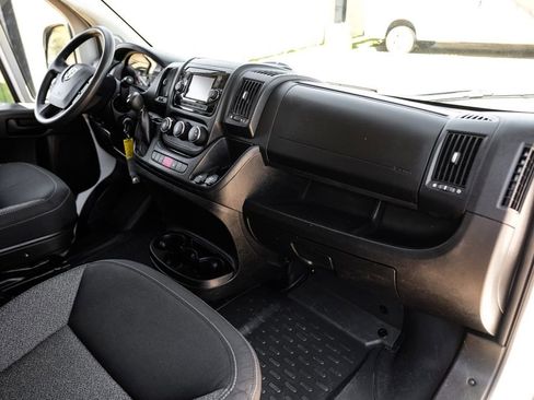 Used 2021 RAM ProMaster 2500 image 6