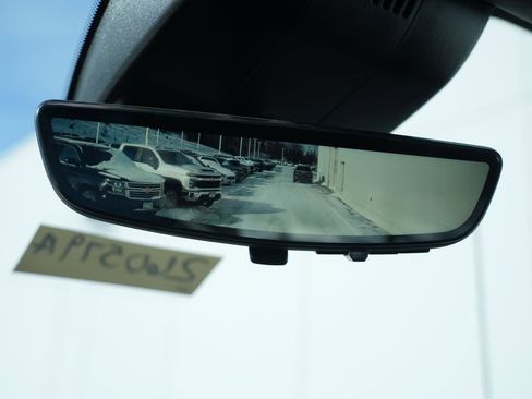 Used 2024 Chevrolet Silverado 2500 ZR2 w/ Technology Package image 37