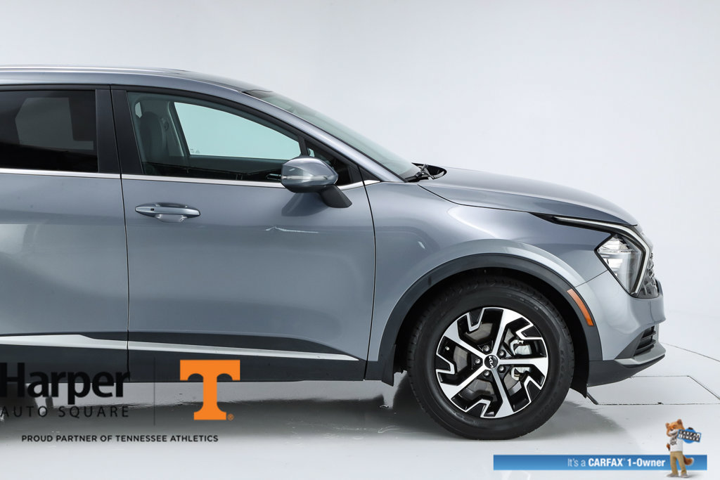 Used 2023 Kia Sportage EX FWD image 12