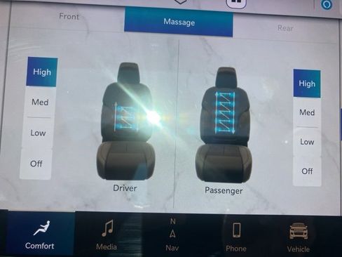 Used 2022 Jeep Grand Cherokee L Overland w/ Luxury Tech Group IV image 23