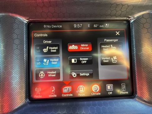 Used 2016 Dodge Charger R/T w/ Plus Group RWD image 31