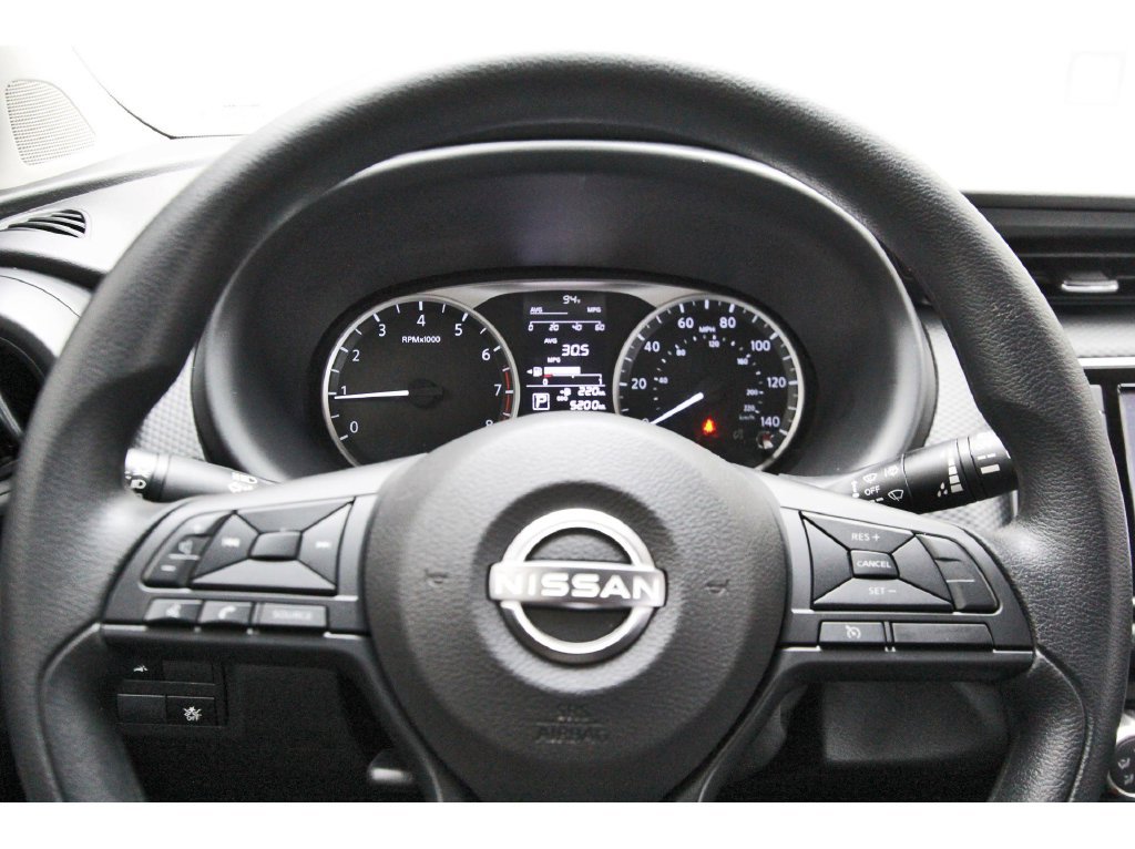 Certified 2025 Nissan Kicks Play S FWD image 13