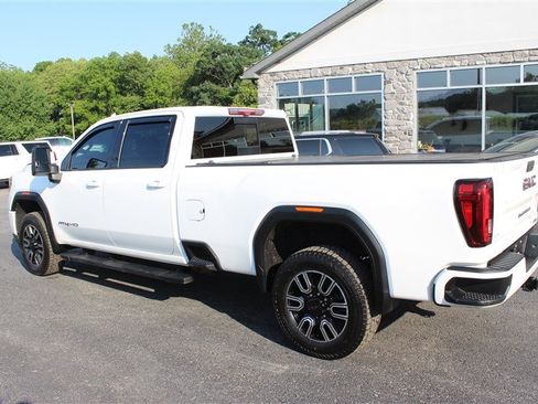 Used 2020 GMC Sierra 3500 AT4 w/ AT4 Premium Package AWD/4WD image 4