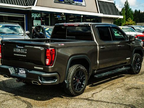 Used 2020 GMC Sierra 1500 Elevation w/ Elevation Value Package AWD/4WD image 11