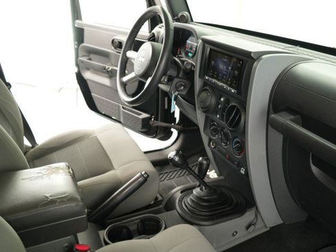 Used 2008 Jeep Wrangler Unlimited X AWD/4WD image 37