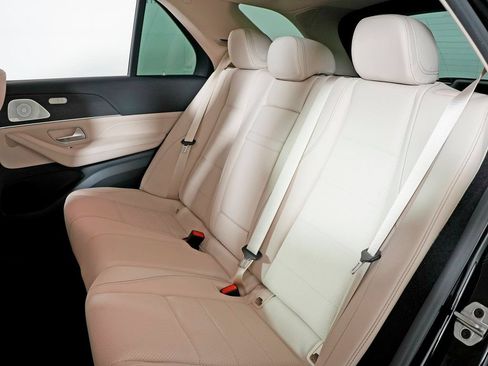 Certified 2026 Mercedes-Benz GLE 450 4MATIC image 29