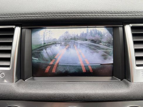 Used 2012 Land Rover Range Rover Sport HSE image 22