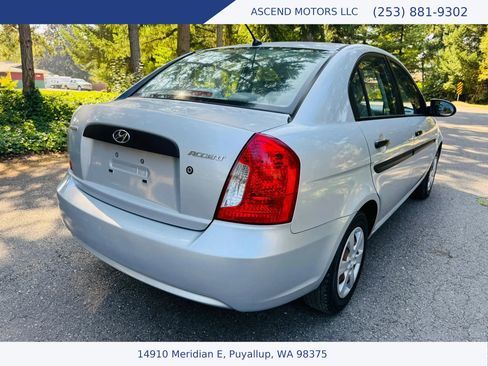 Used 2009 Hyundai Accent GLS image 5