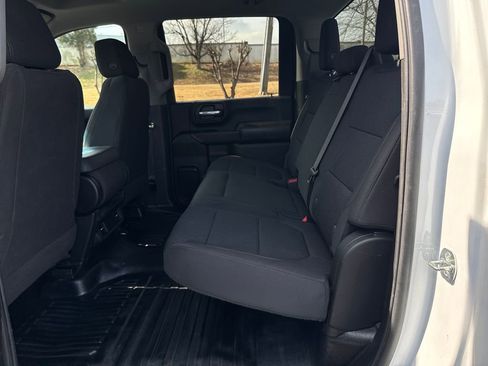 Used 2022 GMC Sierra 2500 Pro w/ Convenience Package image 30