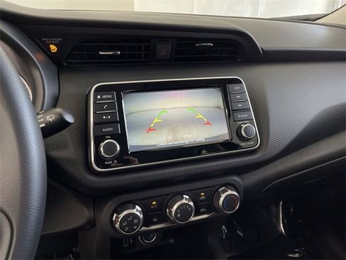 Certified 2025 Nissan Kicks Play S image 24