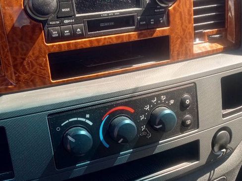 Used 2006 Dodge Ram 1500 Truck SLT w/ Trailer Tow Group image 15