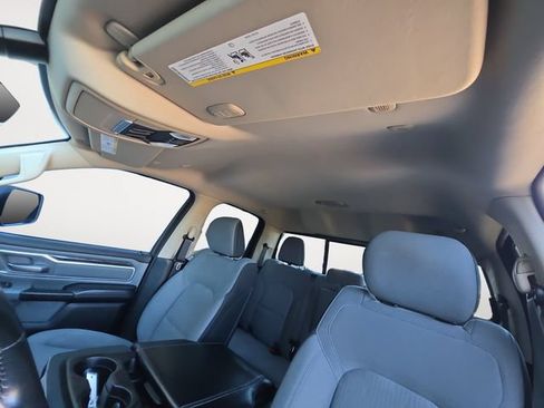 Used 2019 RAM 1500 Big Horn AWD/4WD image 12