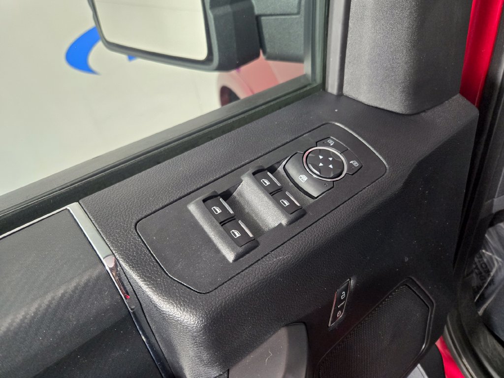 Used 2019 Ford F150 XLT w/ Equipment Group 302A Luxury AWD/4WD image 17