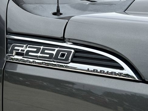 Used 2016 Ford F250 Lariat w/ Lariat Interior Package AWD/4WD image 10