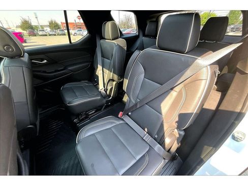 Used 2022 Chevrolet Traverse Premier w/ Redline Edition AWD/4WD image 29