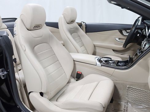 Used 2019 Mercedes-Benz C 300 4MATIC Cabriolet w/ Multimedia Package image 31