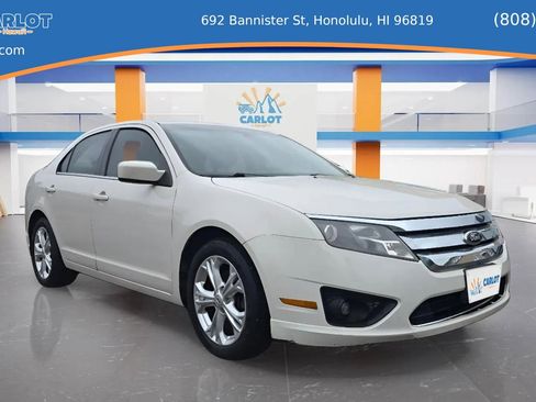 Used 2012 Ford Fusion SE image 3