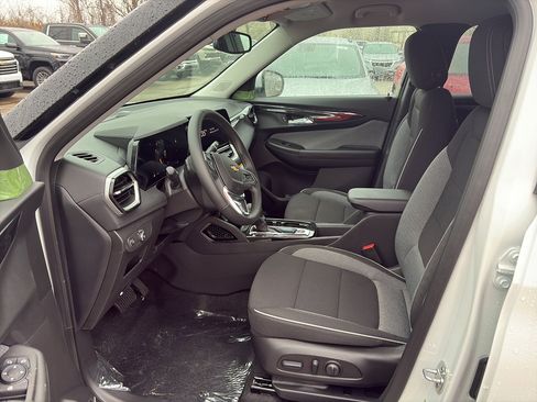 New 2026 Chevrolet TrailBlazer LT w/ Convenience Package FWD image 7