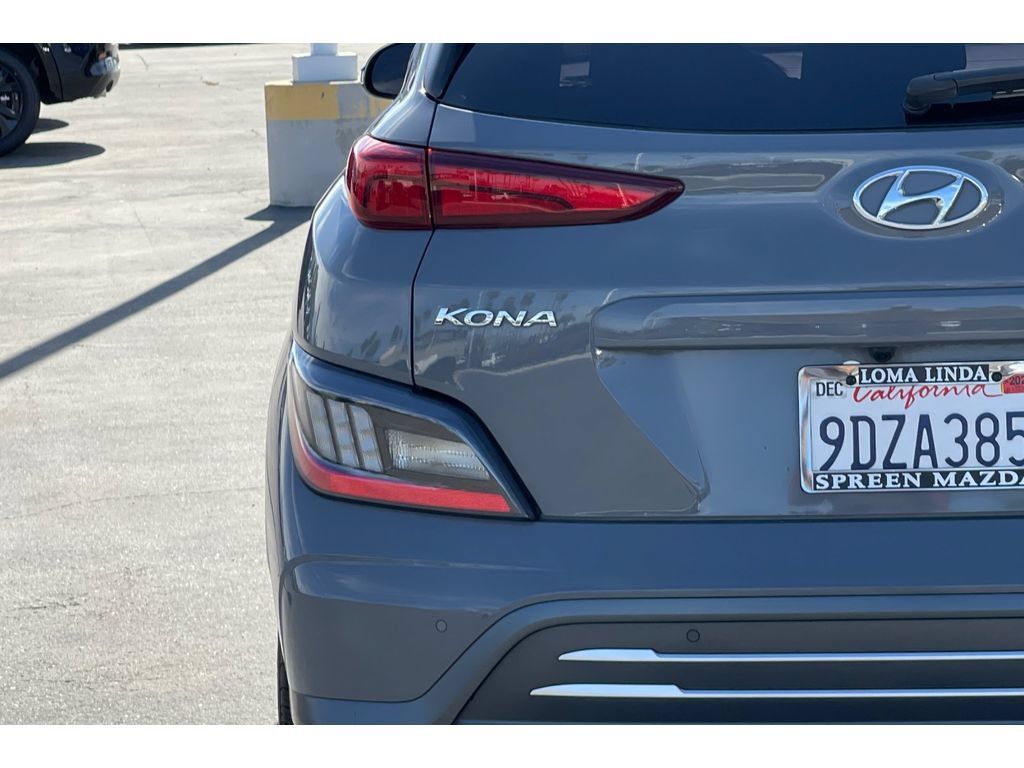 Used 2023 Hyundai Kona Limited FWD image 49