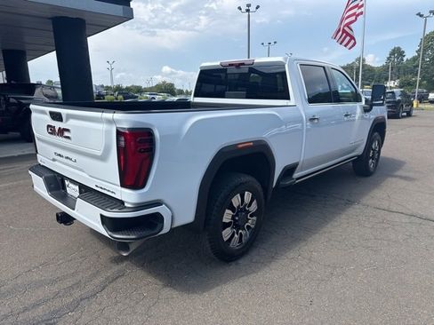 New 2025 GMC Sierra 2500 Denali w/ Denali Reserve Package image 6