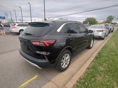 Used 2023 Ford Escape Active w/ Cold Weather Package image 3
