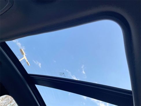 Certified 2018 Chevrolet Malibu LT image 18