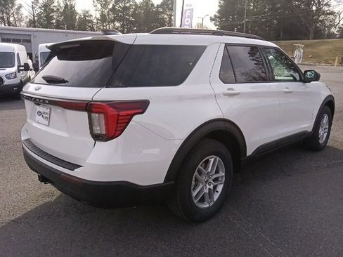 New 2026 Ford Explorer Active image 3