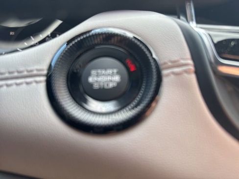 New 2025 Jeep Compass Limited w/ Sun & Sound Group image 16