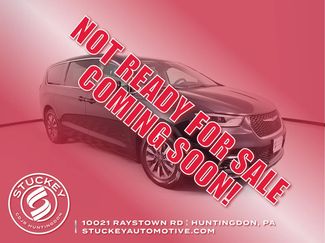 Used 2024 Chrysler Pacifica Select video 1