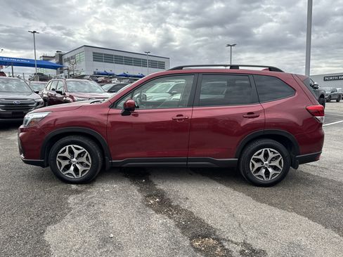 Certified 2021 Subaru Forester Premium image 6