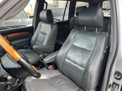 Used 2006 Lexus GX 470 image 9